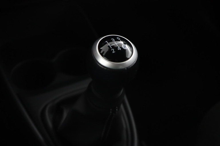 Toyota Aygo X - 1.0 VVT-i MT first 26