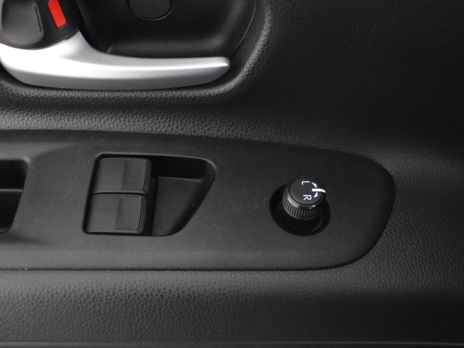 Toyota Aygo X - 1.0 VVT-i MT first