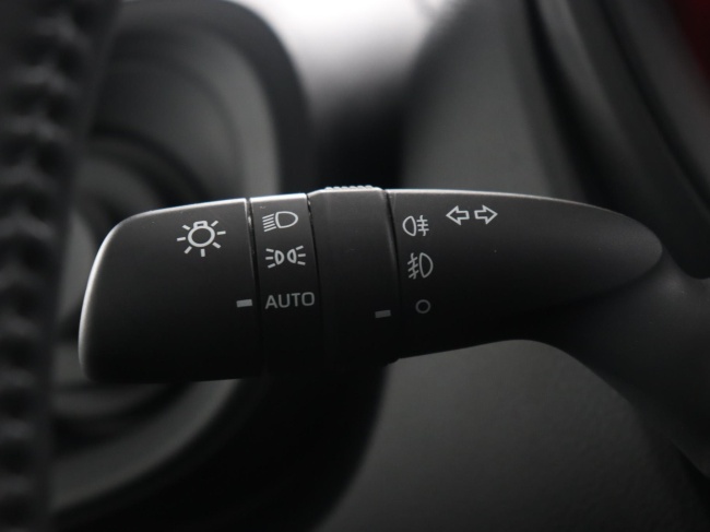 Toyota Aygo X - 1.0 VVT-i MT first