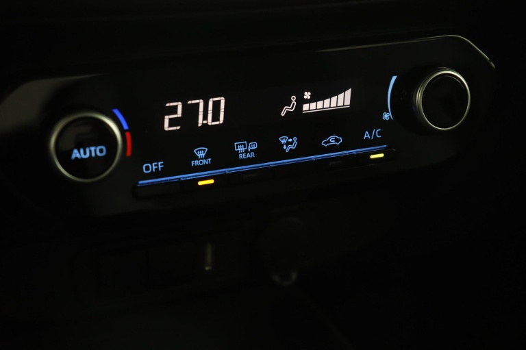 Toyota Aygo X - 1.0 VVT-i MT first 7