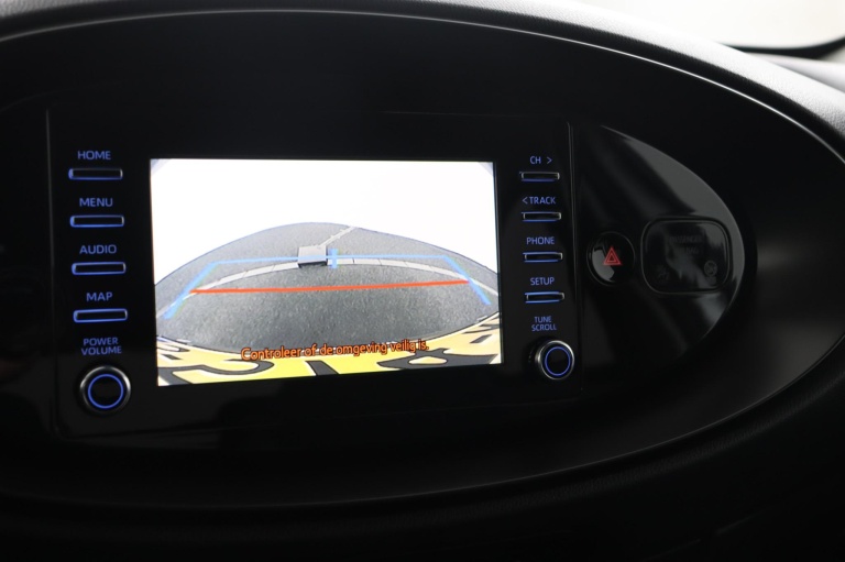 Toyota Aygo X - 1.0 VVT-i MT first 9