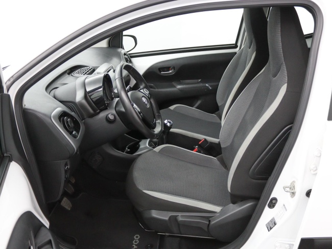 Toyota Aygo - 1.0 VVT-i x-play