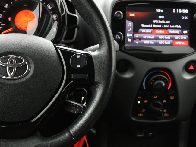 Toyota Aygo - 1.0 VVT-i x-play