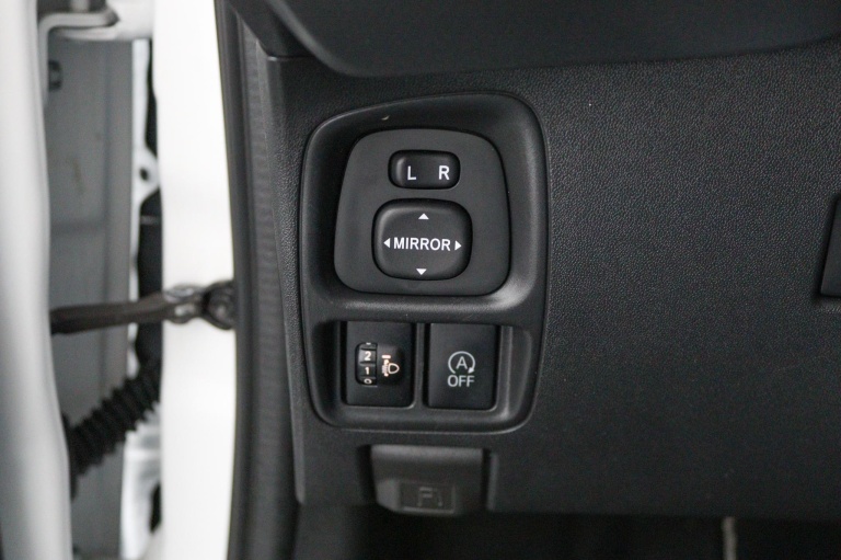 Toyota Aygo - 1.0 VVT-i x-play 28