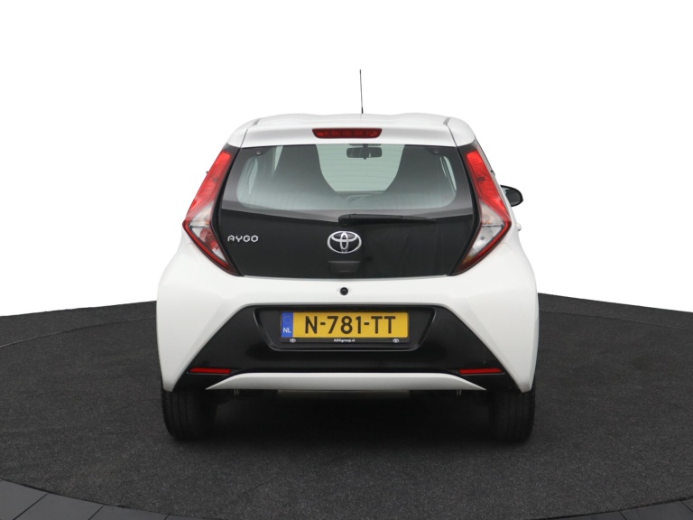 Toyota Aygo - 1.0 VVT-i x-play 45