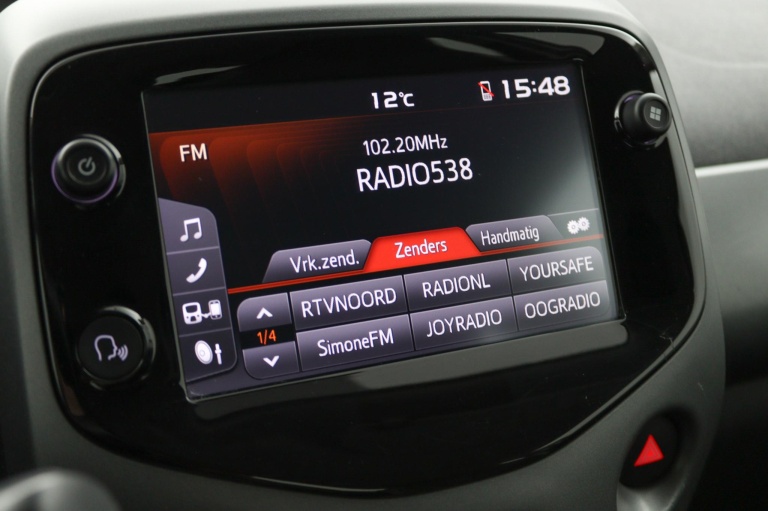 Toyota Aygo - 1.0 VVT-i x-play 8