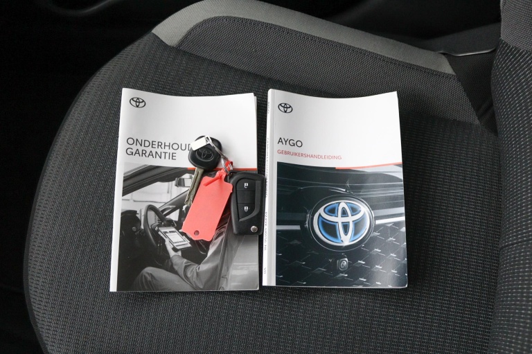 Toyota Aygo - 1.0 VVT-i x-play 11