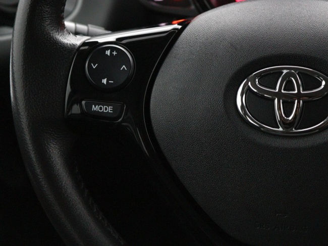 Toyota Aygo - 1.0 VVT-i x-play