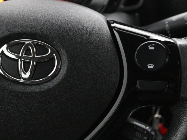 Toyota Aygo - 1.0 VVT-i x-play