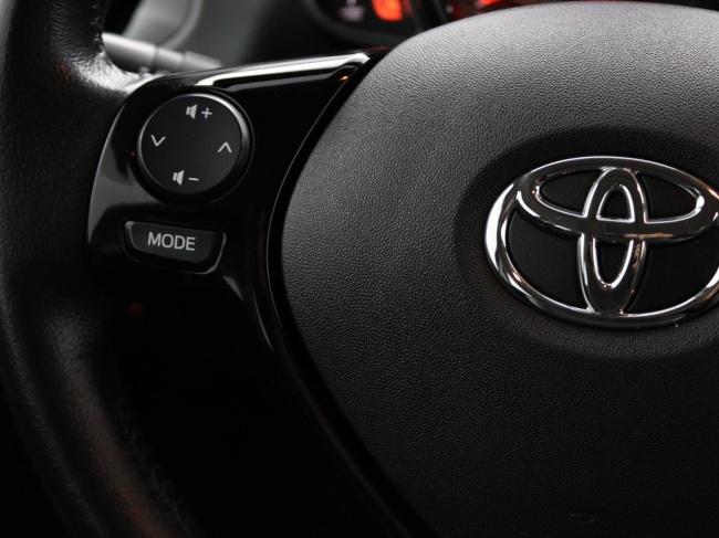 Toyota Aygo - 1.0 VVT-i x-play