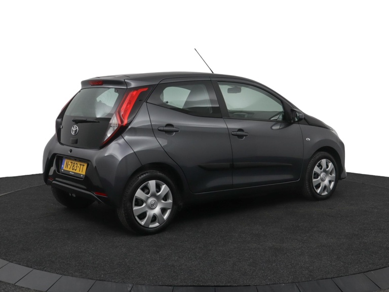 Toyota Aygo - 1.0 VVT-i x-play 2