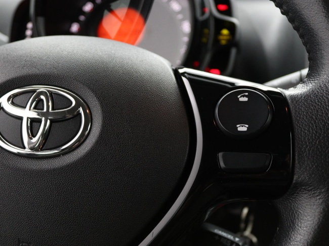 Toyota Aygo - 1.0 VVT-i x-play