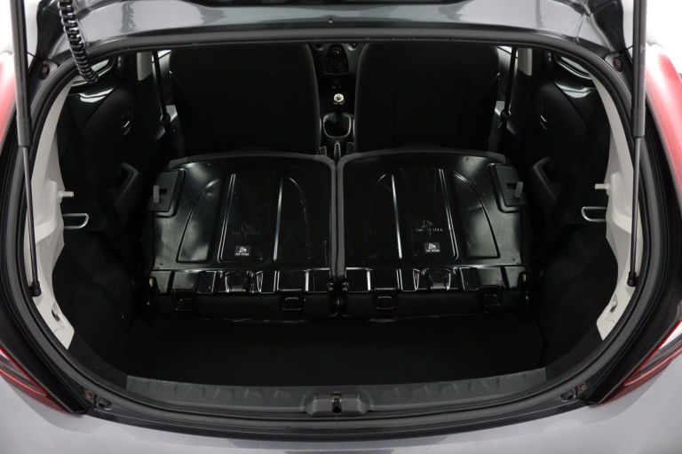 Toyota Aygo - 1.0 VVT-i x-play 26