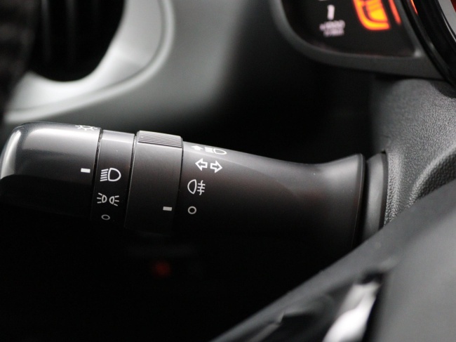 Toyota Aygo - 1.0 VVT-i x-play