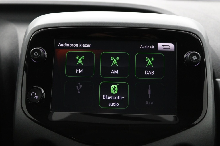 Toyota Aygo - 1.0 VVT-i x-play 40