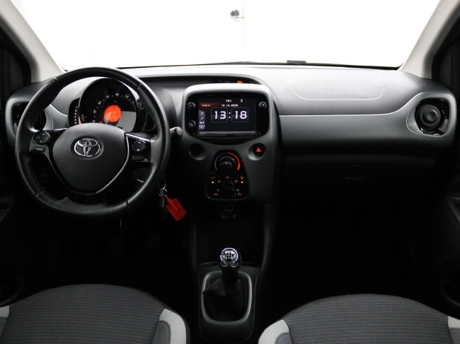 Toyota Aygo - 1.0 VVT-i x-play
