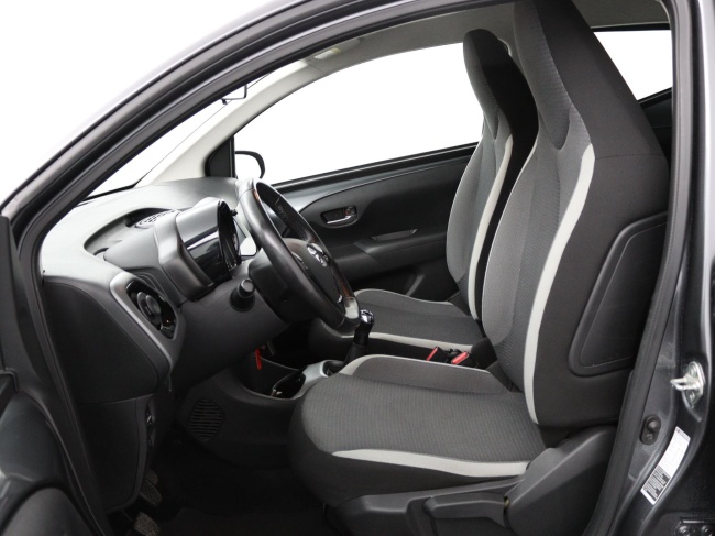 Toyota Aygo - 1.0 VVT-i x-play