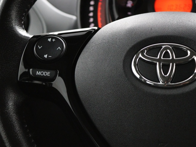 Toyota Aygo - 1.0 VVT-i x-play