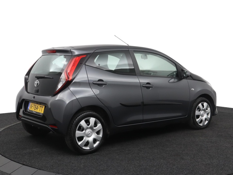 Toyota Aygo - 1.0 VVT-i x-play 2