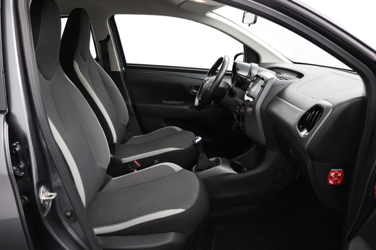 Toyota Aygo - 1.0 VVT-i x-play 22