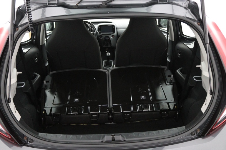 Toyota Aygo - 1.0 VVT-i x-play 26