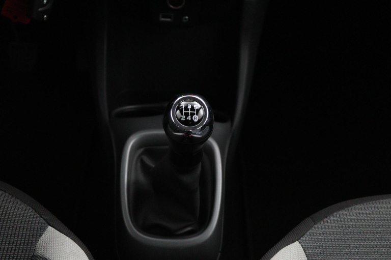 Toyota Aygo - 1.0 VVT-i x-play 27