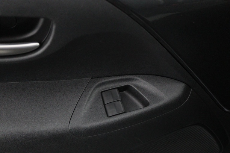 Toyota Aygo - 1.0 VVT-i x-play 28