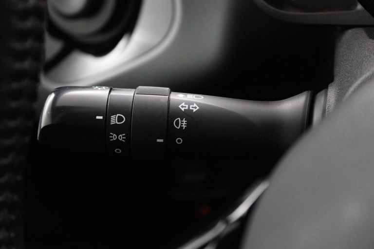 Toyota Aygo - 1.0 VVT-i x-play 30