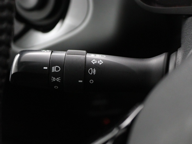 Toyota Aygo - 1.0 VVT-i x-play