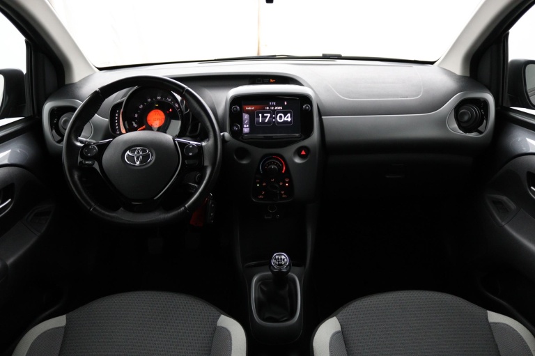 Toyota Aygo - 1.0 VVT-i x-play 4