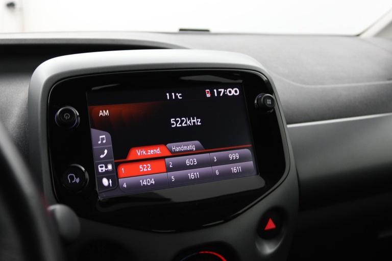 Toyota Aygo - 1.0 VVT-i x-play 42