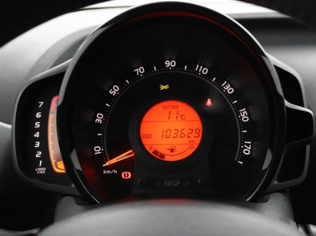 Toyota Aygo - 1.0 VVT-i x-play