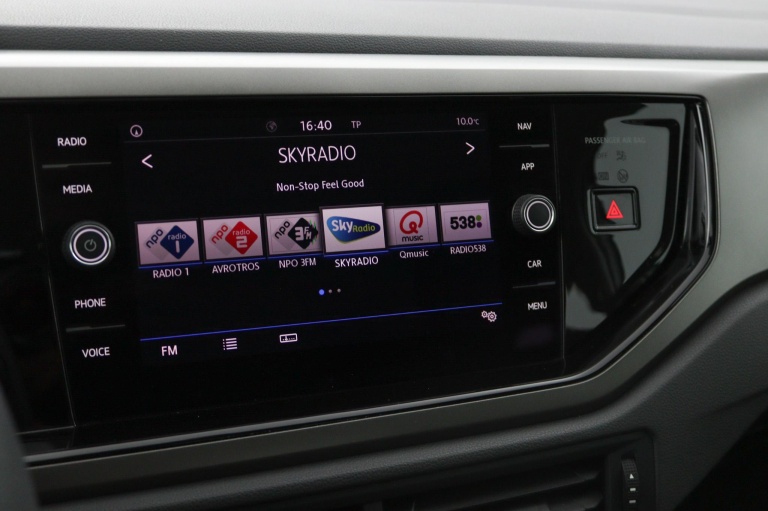 Volkswagen Polo - 1.0 TSI Comfortline 15