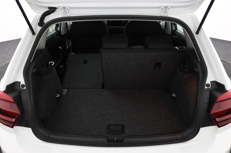 Volkswagen Polo - 1.0 TSI Comfortline 21