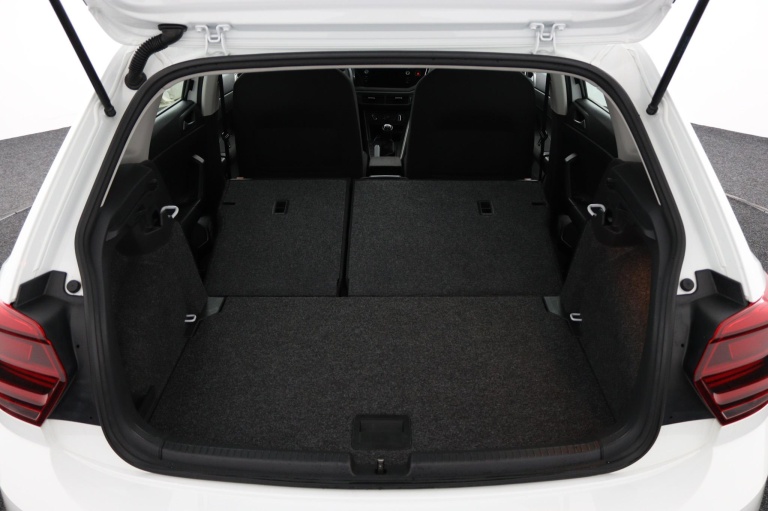 Volkswagen Polo - 1.0 TSI Comfortline 22