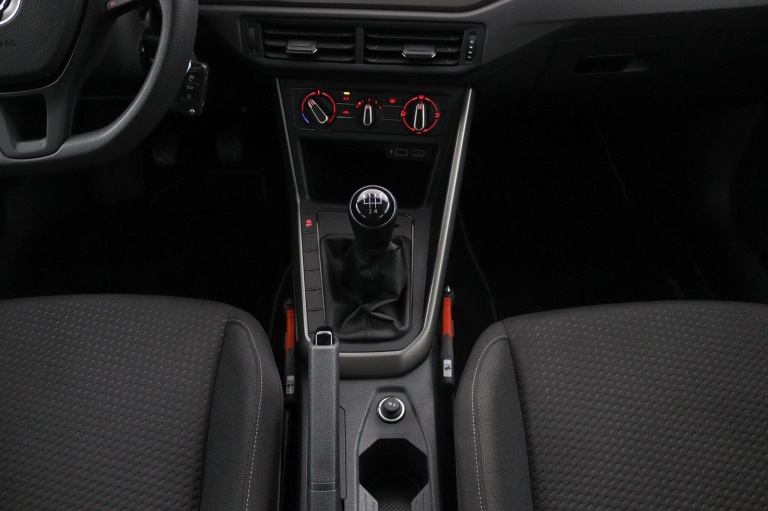 Volkswagen Polo - 1.0 TSI Comfortline 23