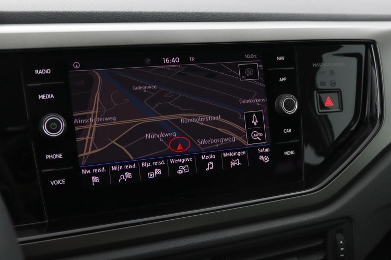 Volkswagen Polo - 1.0 TSI Comfortline 24