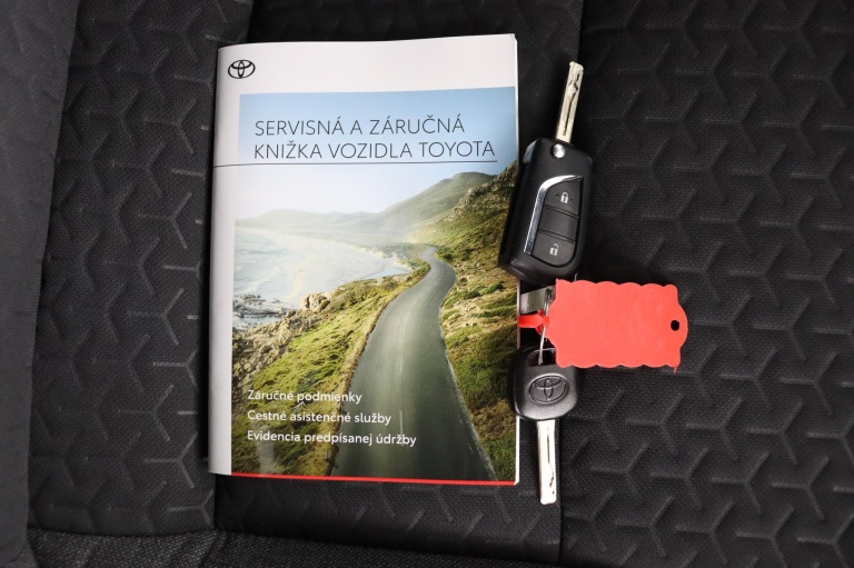 Toyota Yaris Cross - 1.5 Hybrid Dynamic 11