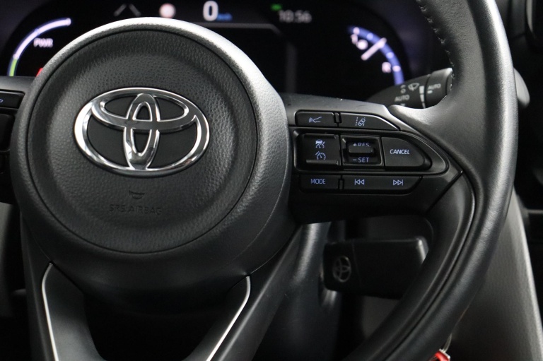 Toyota Yaris Cross - 1.5 Hybrid Dynamic 21