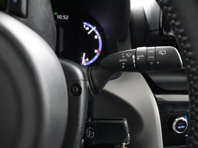 Toyota Yaris Cross - 1.5 Hybrid Dynamic