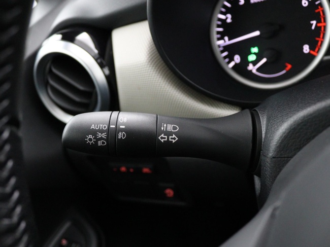 Nissan Micra - 0.9 IG-T N-Connecta