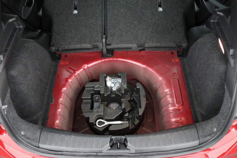 Nissan Micra - 0.9 IG-T N-Connecta 30