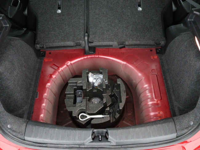 Nissan Micra - 0.9 IG-T N-Connecta