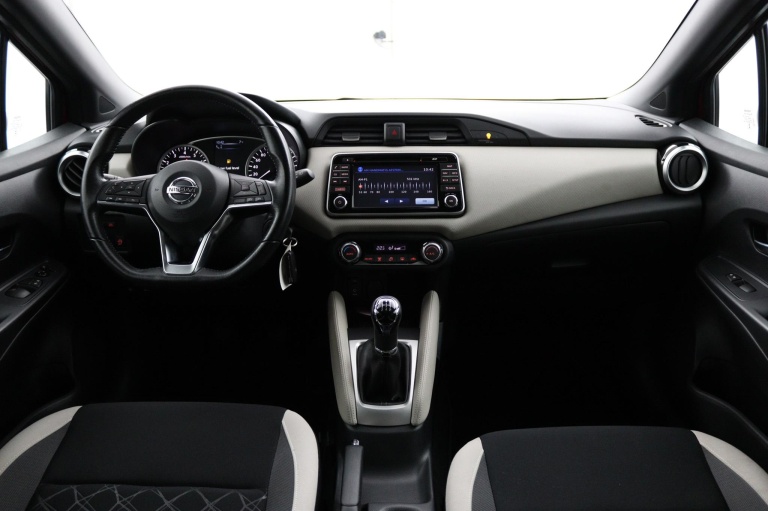 Nissan Micra - 0.9 IG-T N-Connecta 8