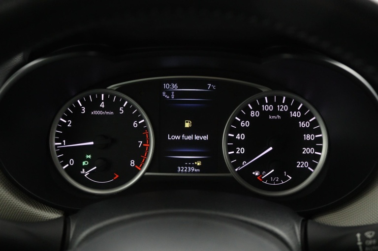 Nissan Micra - 0.9 IG-T N-Connecta 9