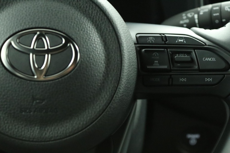 Toyota Aygo X - Hybrid 115 pulse 19