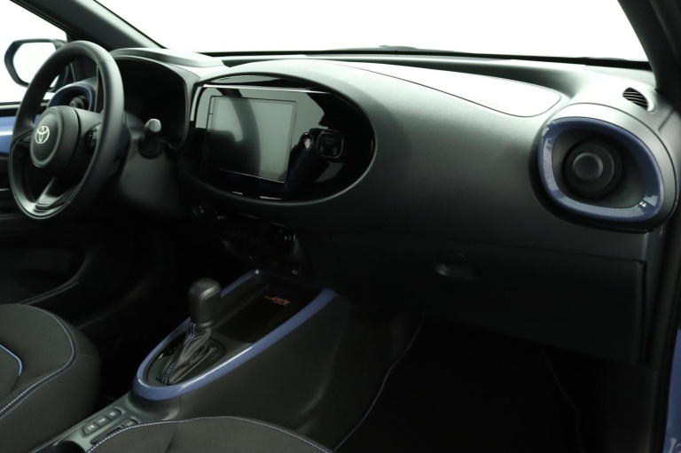 Toyota Aygo X - Hybrid 115 pulse 41
