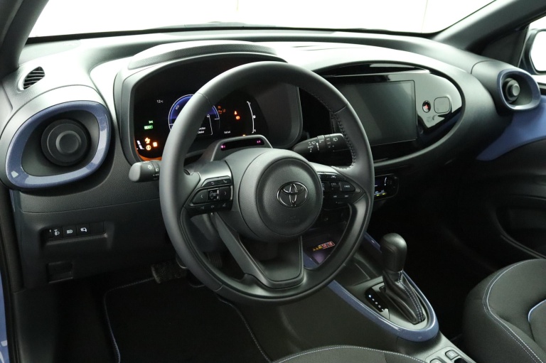 Toyota Aygo X - Hybrid 115 pulse 56