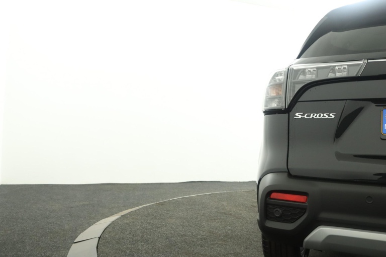 Suzuki S-Cross - 1.4 Boosterjet Select Smart Hybrid 41