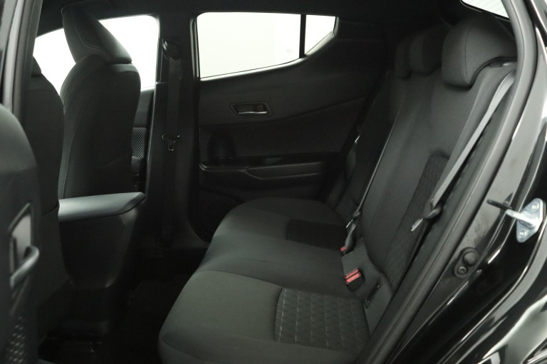 Toyota C-HR - 2.0 Hybrid First Edition 18